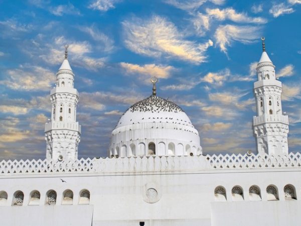 Top Tempat Ziarah di Madinah: Menyelami Sejarah Tanah Suci